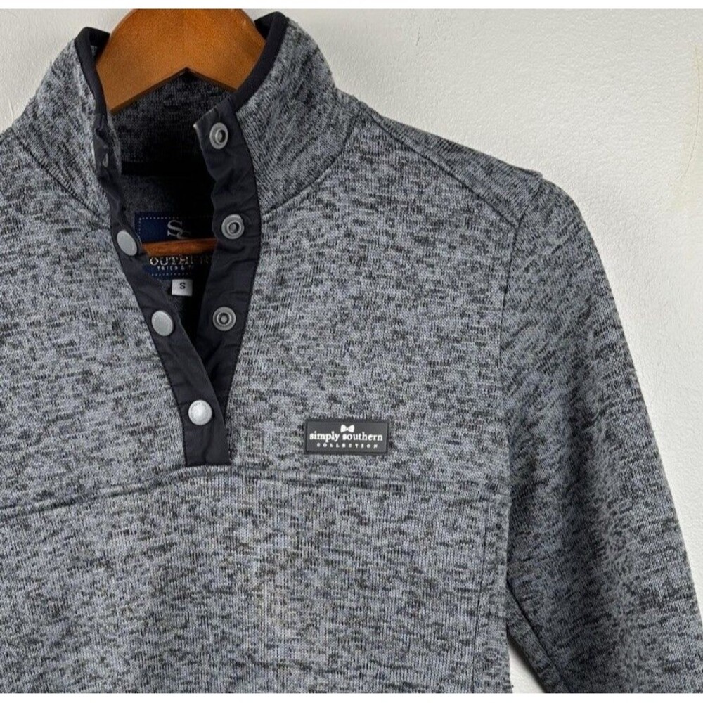 Simply Southern 1/4 Snap Fleece Pullover Womens S Sweater Knit Top Grey Black